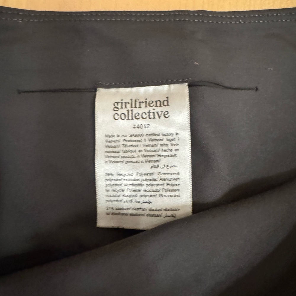 Girlfriend Collective Capris - Picture 2 of 2